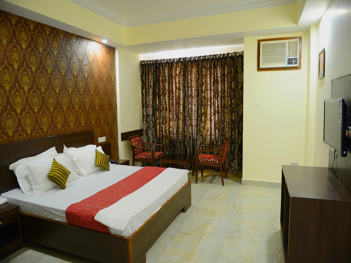 Anurag Hotel Katra  Exterior photo